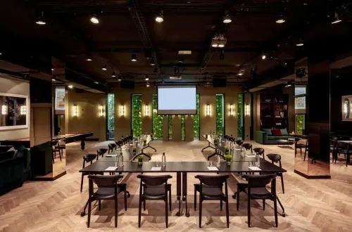 Modern Luxurious Venue for Dynamic Conferences and Workshops