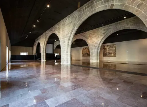 Gothic Grandeur With Striking Stone Arches for Sophisticated Corporate Events