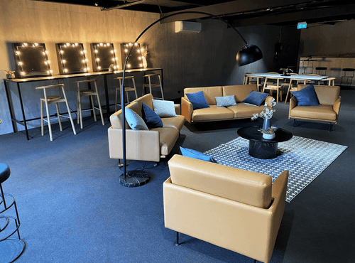 Urban Oasis With Industrial Chic