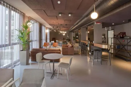 Industrial Chic Venue With Warm Elegance for Vibrant Corporate Events