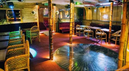 Retro Chic Barge for Dynamic Social Events
