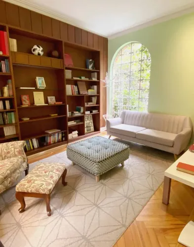 Fun-Size Meeting Room in a Republican-Era House