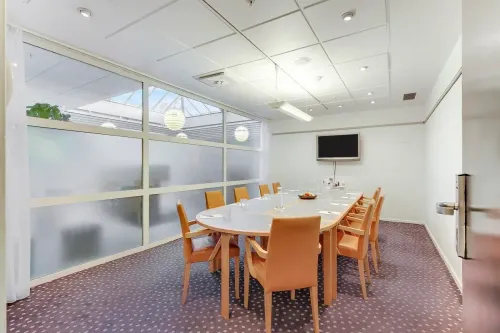 Pleasant Room for Business Meetings