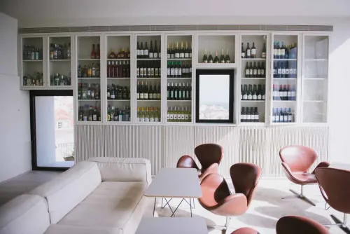 Elegant Rooftop Terrace With Iconic River Views for Chic Cocktail Parties