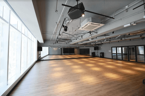  Sleek Multi-Studio Event Venue 