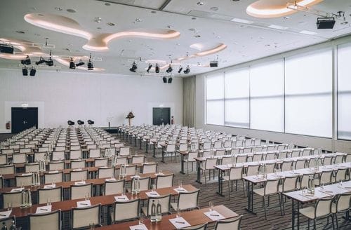 Elegant Modern Ballroom With Artistic Ceiling for High-End Corporate Galas