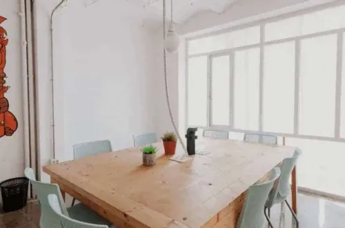 Homely meeting space in the Gràcia district