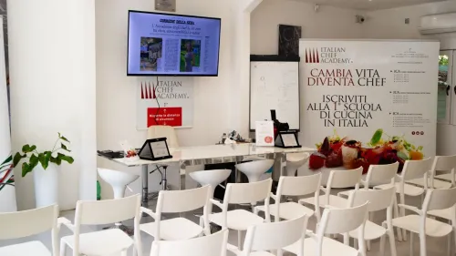 Minimalist White Room for Trainings and Seminars