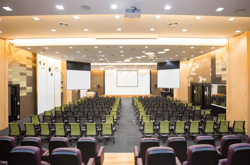 Contemporary Conference Venue With Urban Elegance