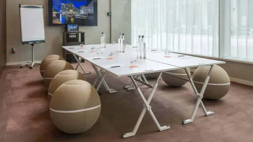 A Guide to Hosting a Brainstorming Session in Barcelona