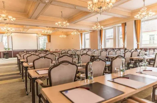 Sunlit Soviet-Era Grandeur With Classical Design for Sophisticated Events