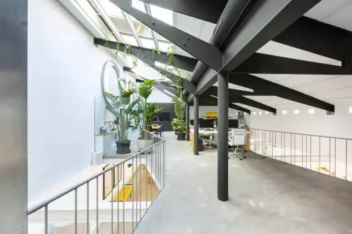 Luminous and artistic space with two floors