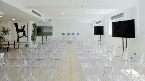 Vivid and Spacious Venue With Architectural Elegance for Team Building