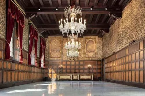 Ornate Silk Weaver’s Hall With Intricate Wall Carvings for Prestigious Events