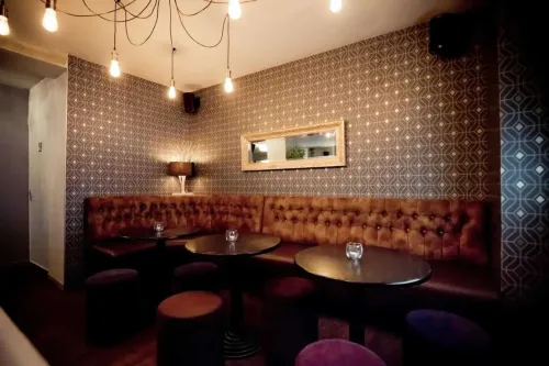 Stylish Lounge Space With a Modern Vintage Charm for Intimate Team Dinners