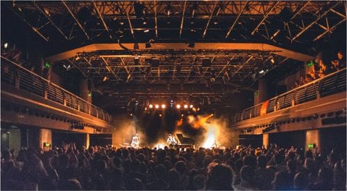 Industrial Concert Hall With Cutting-Edge Technology for Tech Summits