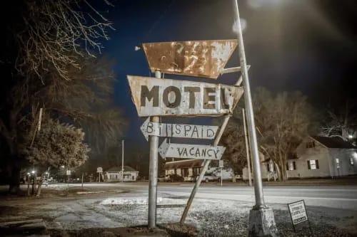 How to Use Negative Hotel Reviews for Positive Change