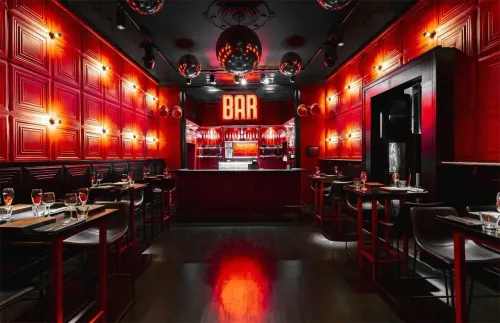 Red-Themed Parisian-Inspired Club for Exclusive Corporate Parties