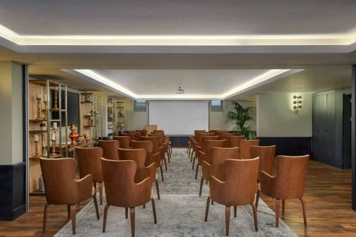 A Guide to Hosting Workshops in Istanbul