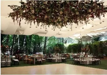 Lush Garden With Scenic Ponds and Elegant Décor for Outdoor Events