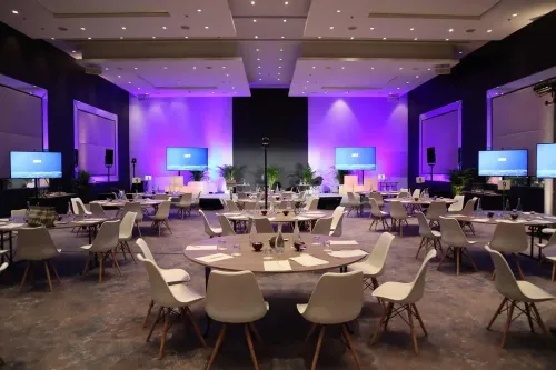 Elegant Ballroom With High Ceilings for Prestigious Launch Events