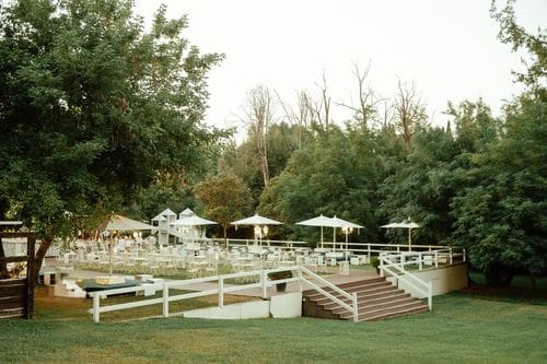 Idyllic Garden Oasis With Dreamy Lighting for Grand Gatherings