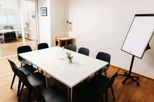 Modern Minimalist Venue With Glass Walls for Team Workshops