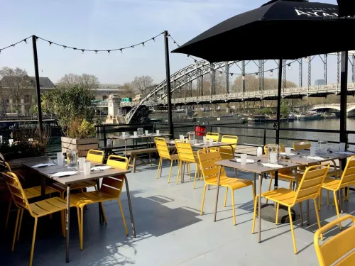 Eclectic Rooftop Venue With River and City Views for Outdoor Team Celebrations
