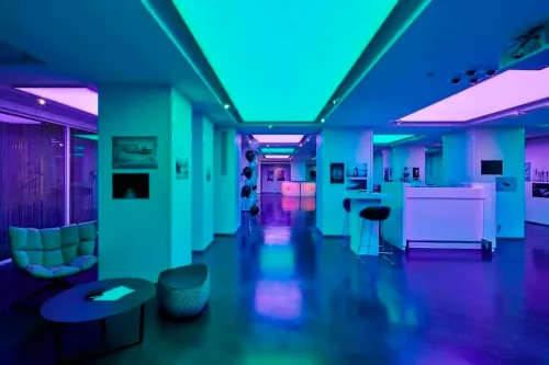 Artistic gallery for events