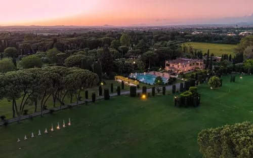 6-Hectare Tuscan Garden Estate With Majestic Fountain for Unforgettable Alfresco Celebrations
