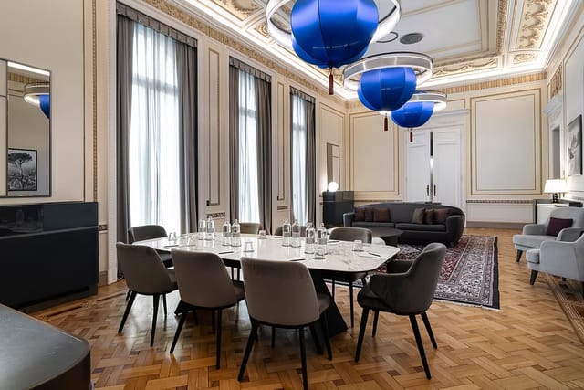 Refined Executive Suite With Neoclassical Style for VIP Meetings