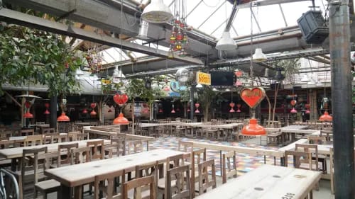 Rustic Eclectic Paradise With Unique Vibe for Vibrant Celebrations