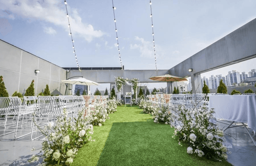Charming Rooftop Garden Venue With Amazing Views