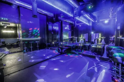 Neon-Infused Urban Space With Immersive Ambience for Exclusive Celebrations 