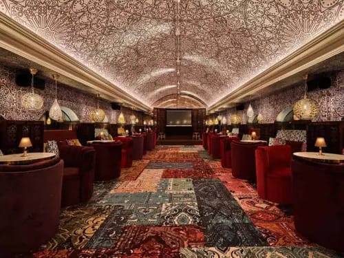 7 Tips for Decorating Event Venues With High Ceilings