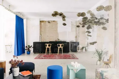 Modular Loft with Eclectic Design for Immersive Team-Building Events