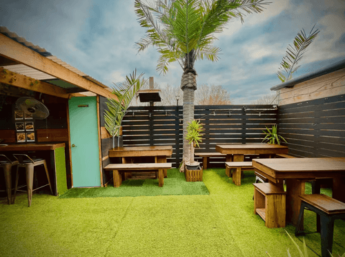 Tropical-Themed Rooftop Bar for Laid-Back After-Work Gatherings