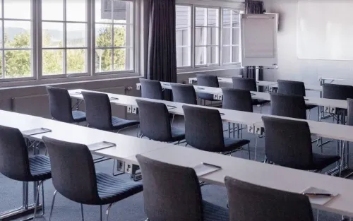 Bright Minimalist Conference Room With Scenic Views for Team Meetings