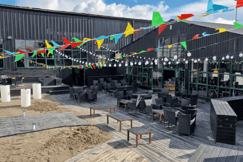 Breathtaking Beach With Stunning View for Relaxation and Team Building