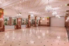 6 Gorgeous Ballrooms in Paris