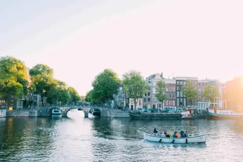A Guide to Renting Meeting Rooms in Amsterdam