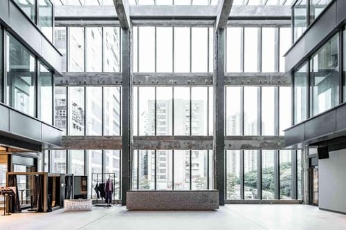 Modern Industrial Atrium With Panoramic Views for Dynamic Conferences