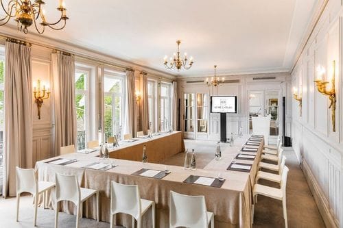 A Guide to Hosting a Corporate Event in Paris