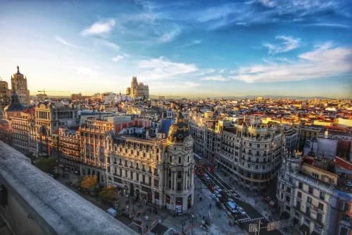 A Guide to Hosting an Outdoor Event in Madrid