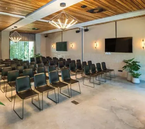 Stylish Space With Timber Ceiling for Sophisticated Business Gatherings