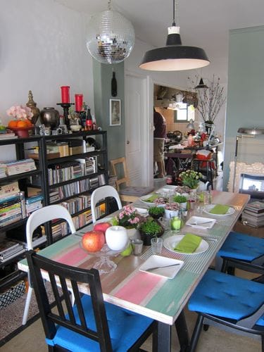 Cosy Urban Kitchen With Skyline Views for Personal Gatherings