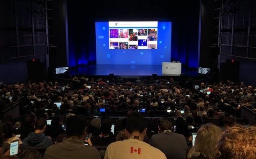 How to Elevate Corporate Events With Real-Time Social Media Displays