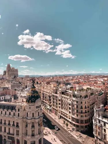 A Guide to Hosting a Meeting in Madrid