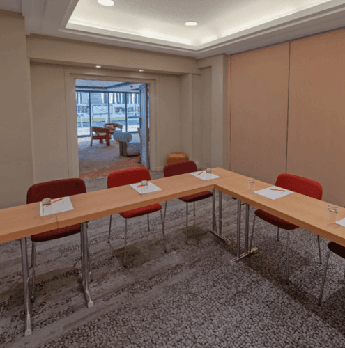Boardroom Designed to Inspire Focus and Elevate Corporate Gatherings