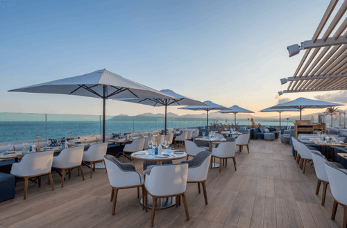 Elegant Rooftop Terrace With Scenic Views for Upscale Gatherings